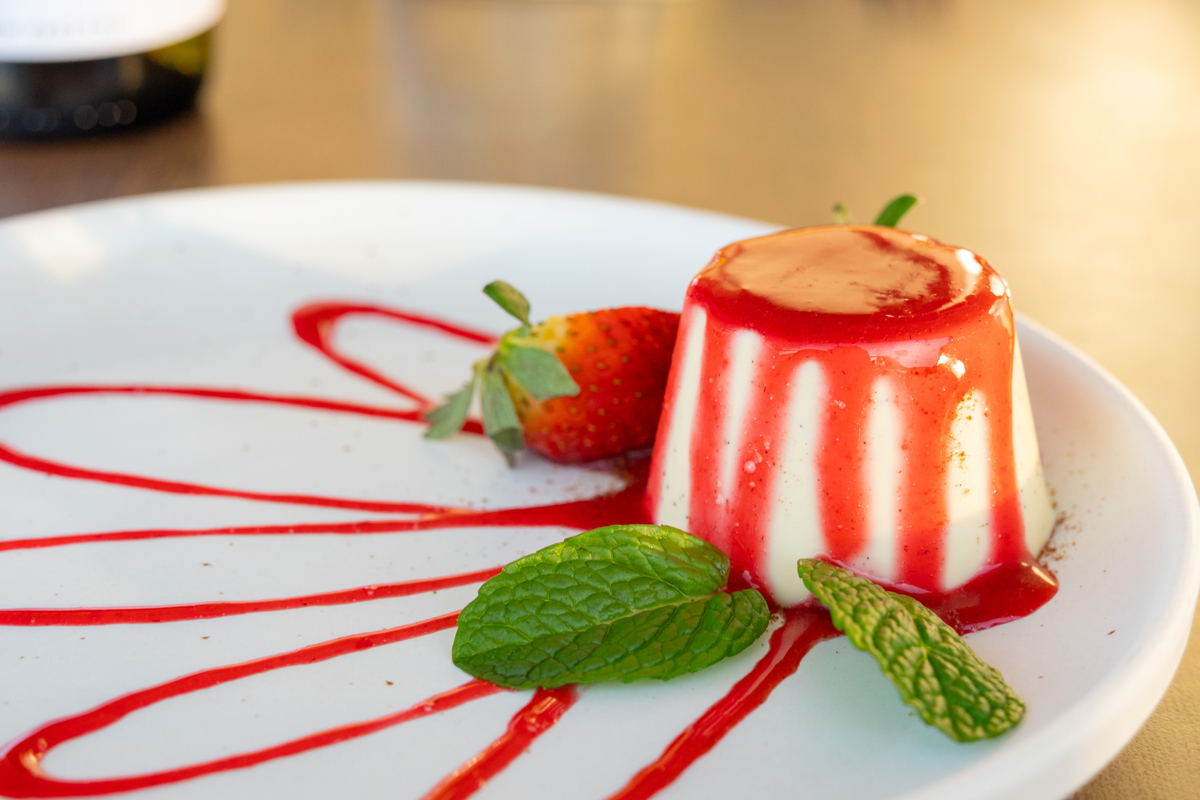 italian desserts airlie beach